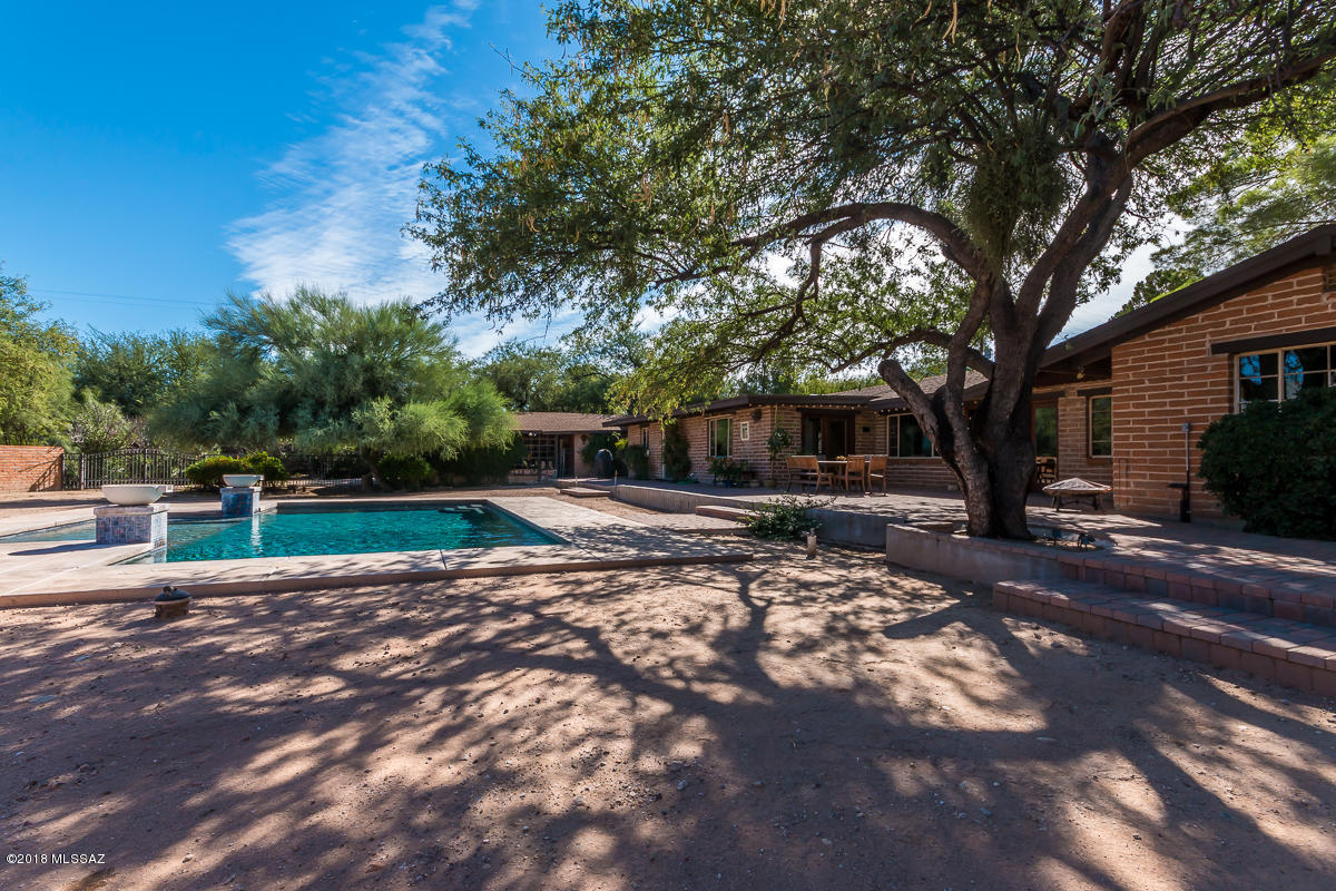 4957 East Fort Lowell Road Tucson, AZ 85712 - Photo 34 of 42