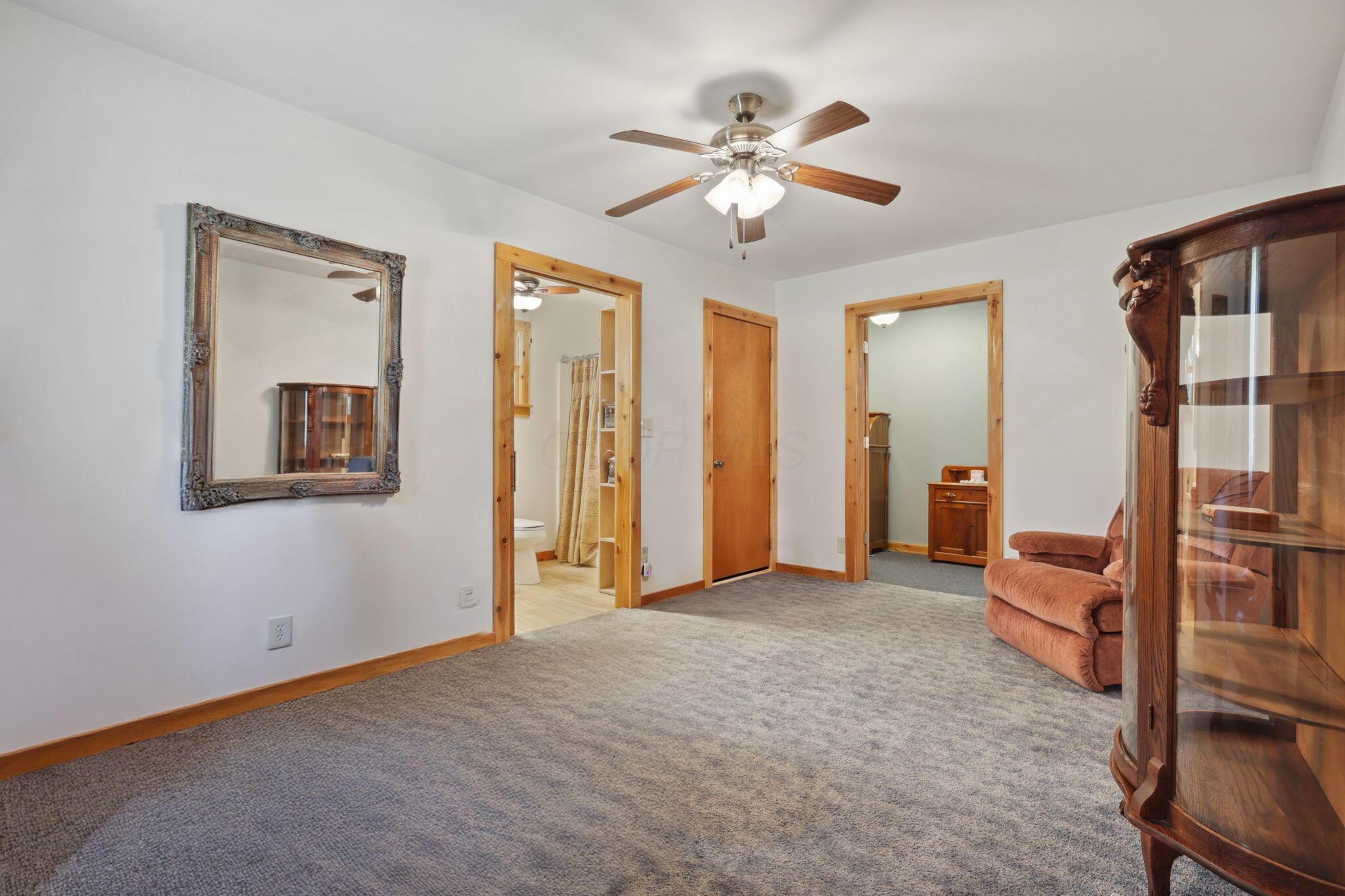 18040 Johnson Road Southeast Heath, OH 43056 - Photo 8 of 51 11-web-or-mls-0V3A8131