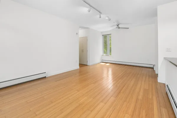 $520,000 | 11 Gile Drive, Unit 1B, Hanover, NH 03755