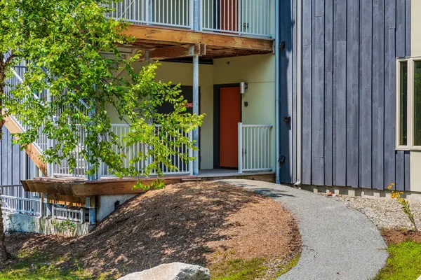 $520,000 | 11 Gile Drive, Unit 1B, Hanover, NH 03755