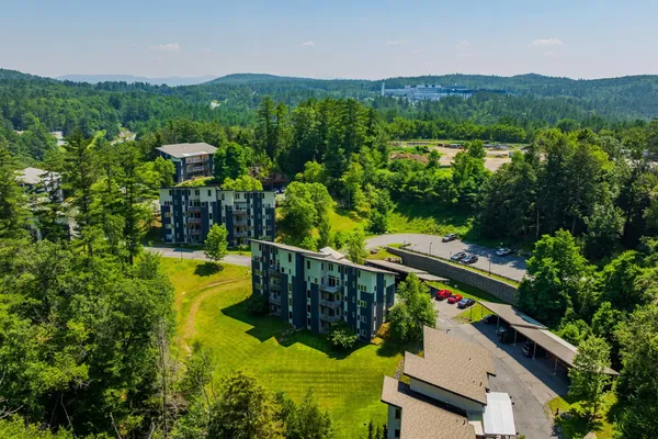 $520,000 | 11 Gile Drive, Unit 1B, Hanover, NH 03755