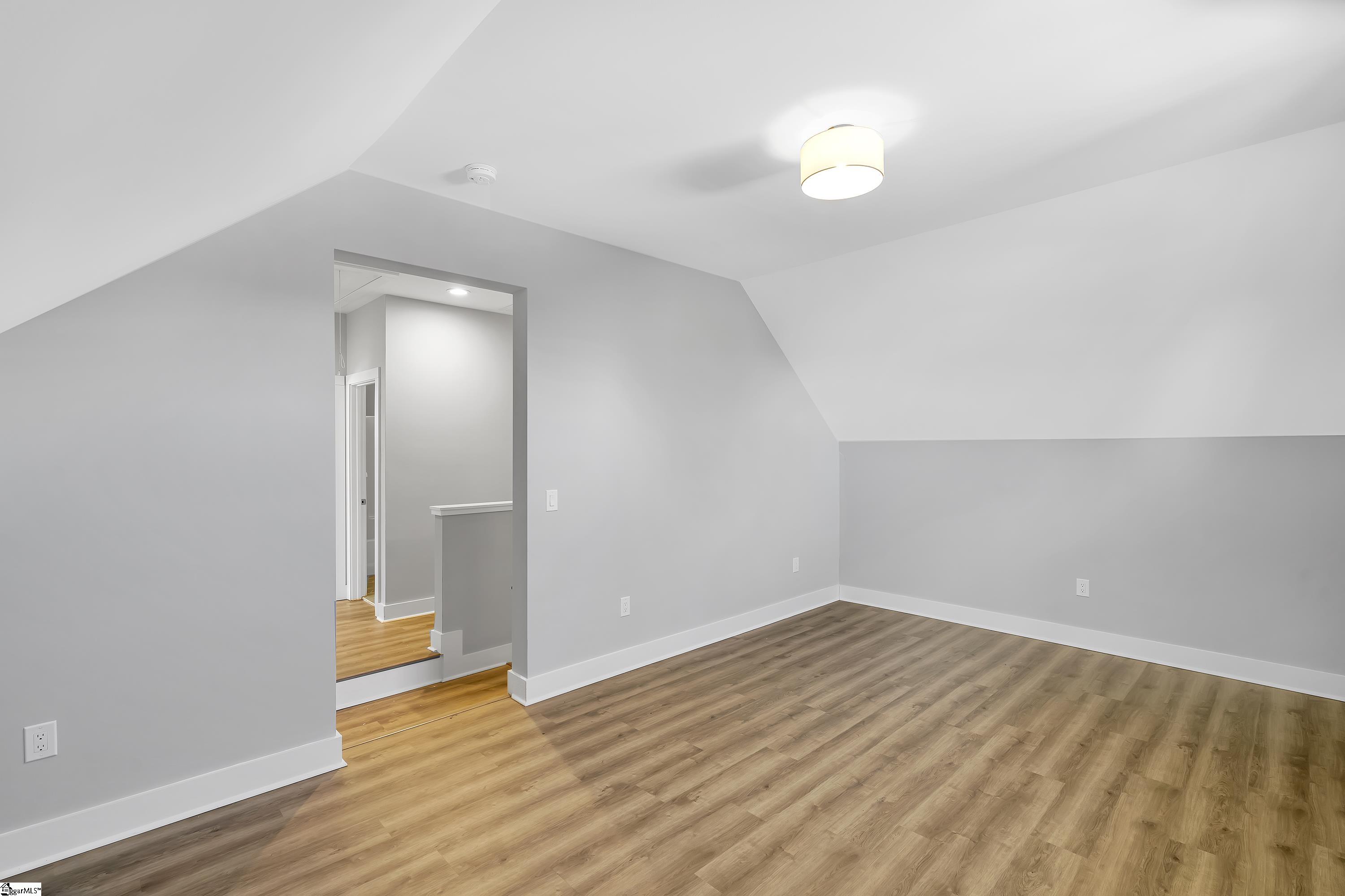 28 Pleasant Ridge Avenue Greenville, SC 29605 - Photo 27 of 32 Gallery Image 27