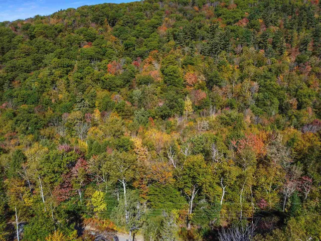 $975,000 | 137 Reservoir Road, Unit D28, Campton, NH 03223