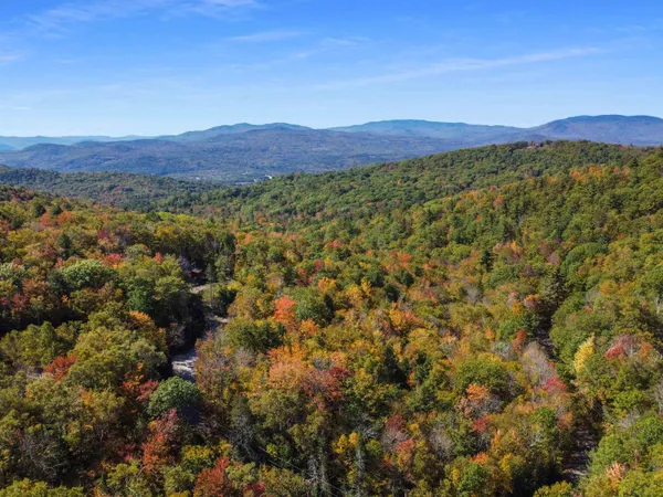 $975,000 | 137 Reservoir Road, Unit D28, Campton, NH 03223
