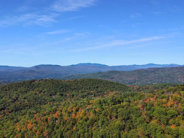 $975,000 | 137 Reservoir Road, Unit D28, Campton, NH 03223