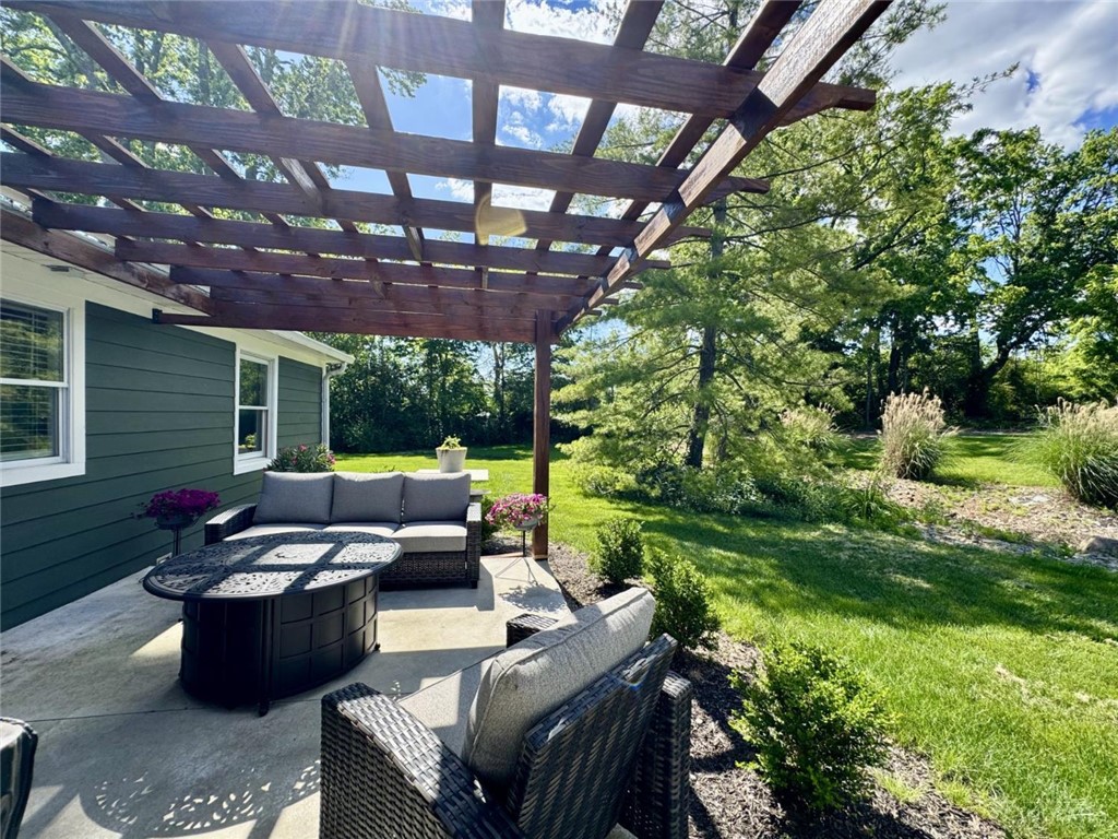 5596 Greentree Road Lebanon, OH 45036 - Photo 17 of 69