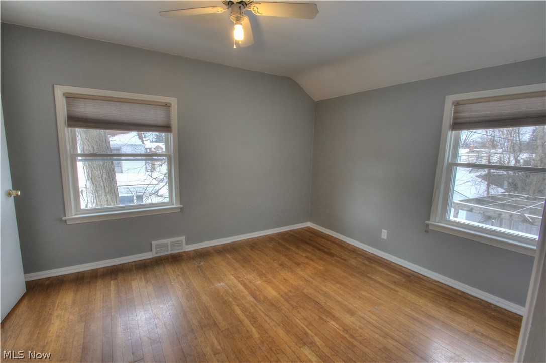 14443 Summerfield Road Cleveland, OH 44118 - Photo 21 of 34 Gallery Image 21