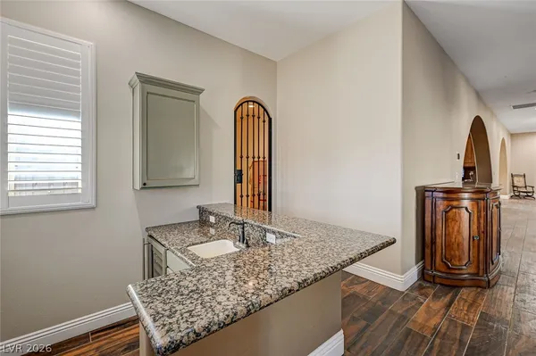 $4,900 | 8490 Via De Bellasidra Court, Las Vegas, NV 89123