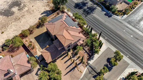 $4,900 | 8490 Via De Bellasidra Court, Las Vegas, NV 89123