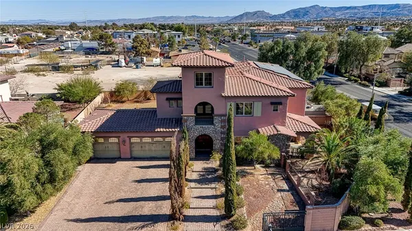 $4,900 | 8490 Via De Bellasidra Court, Las Vegas, NV 89123