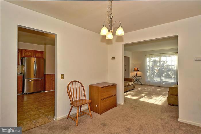 10304 Snowden Road Laurel, MD 20708 - Photo 12 of 28 Dining Room