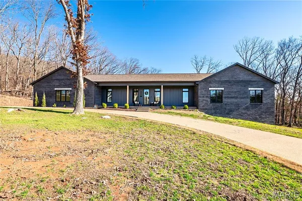 $650,000 | 5058 Squire Lane, Cedar Hill, MO 63016