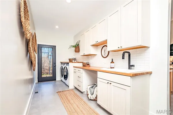 $650,000 | 5058 Squire Lane, Cedar Hill, MO 63016