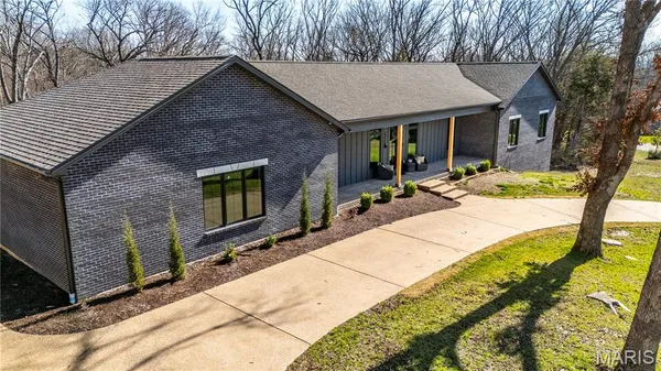 $650,000 | 5058 Squire Lane, Cedar Hill, MO 63016