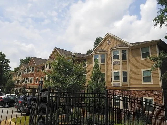 $719 | 4695 Redan Road, Stone Mountain, GA 30083