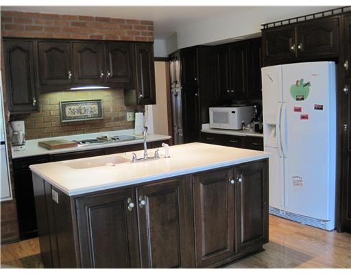 1764 Washington Road Apollo, PA 15613 - Photo 8 of 18 Kitchen.