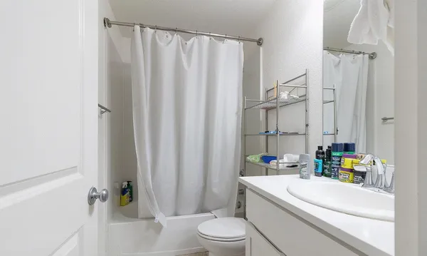 $669,900 | 3453 Bungalows Drive, Tracy, CA 95376