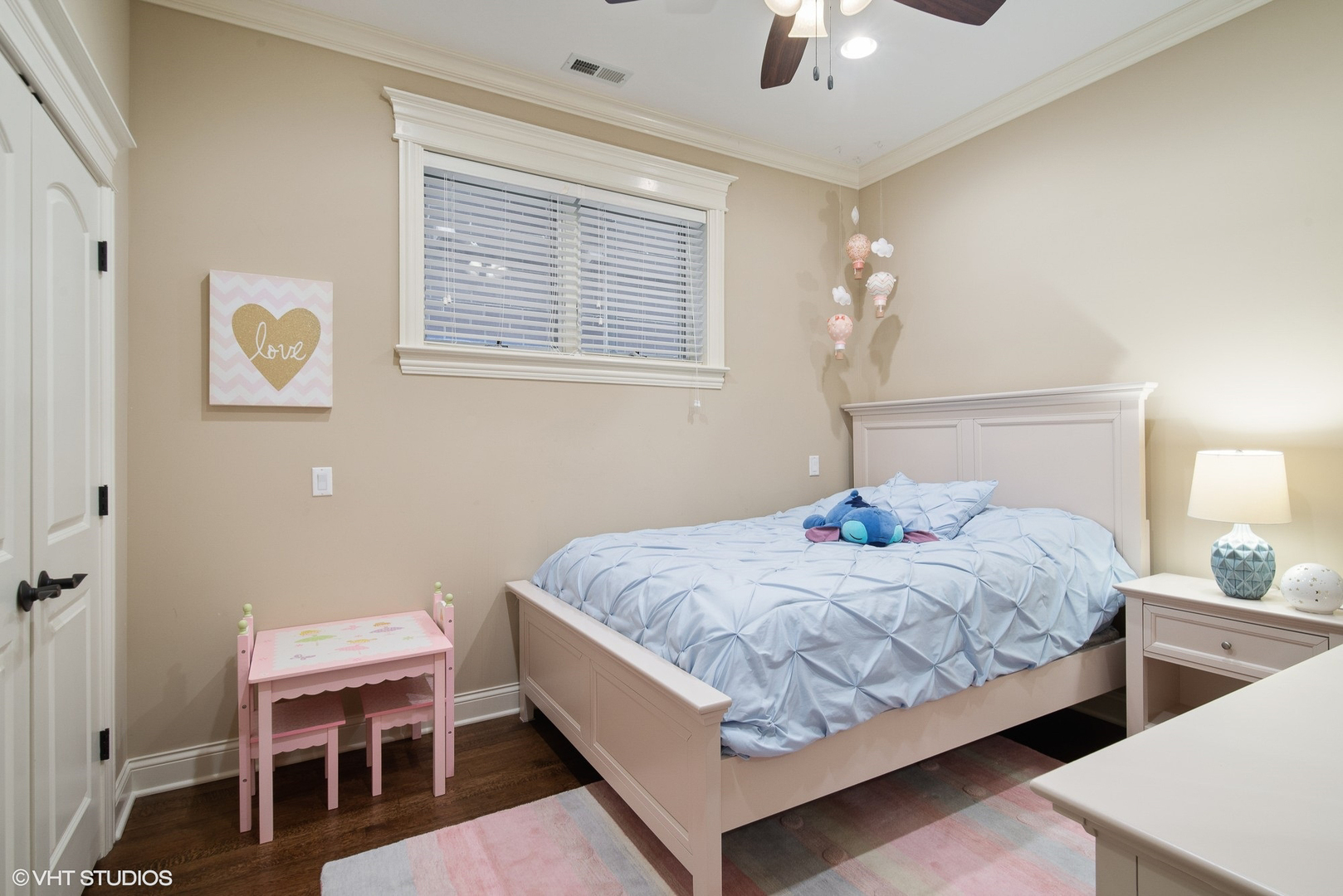1232 West Melrose Street, Unit 1 Chicago, IL 60657 - Photo 27 of 36