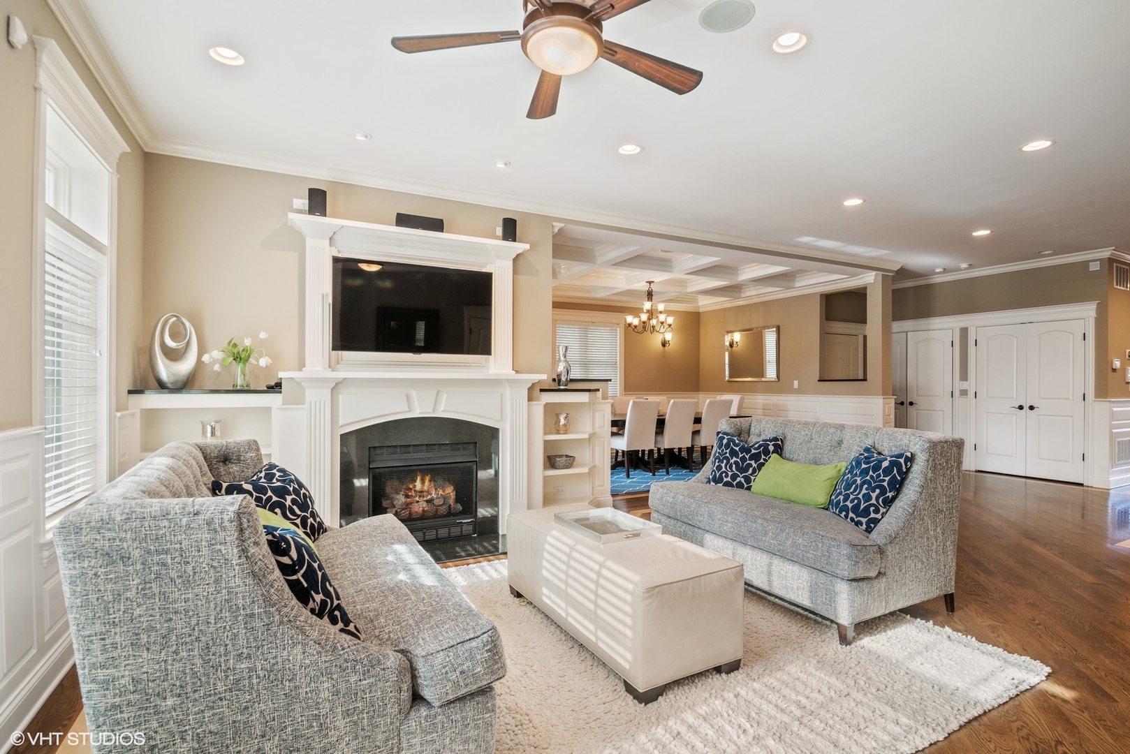 1232 West Melrose Street, Unit 1 Chicago, IL 60657 - Photo 7 of 36