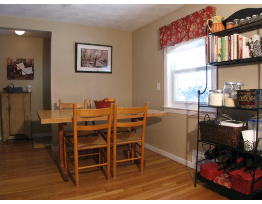 63 Hickory Road Norwood, MA 02062 - Photo 5 of 9 Gallery Image 5