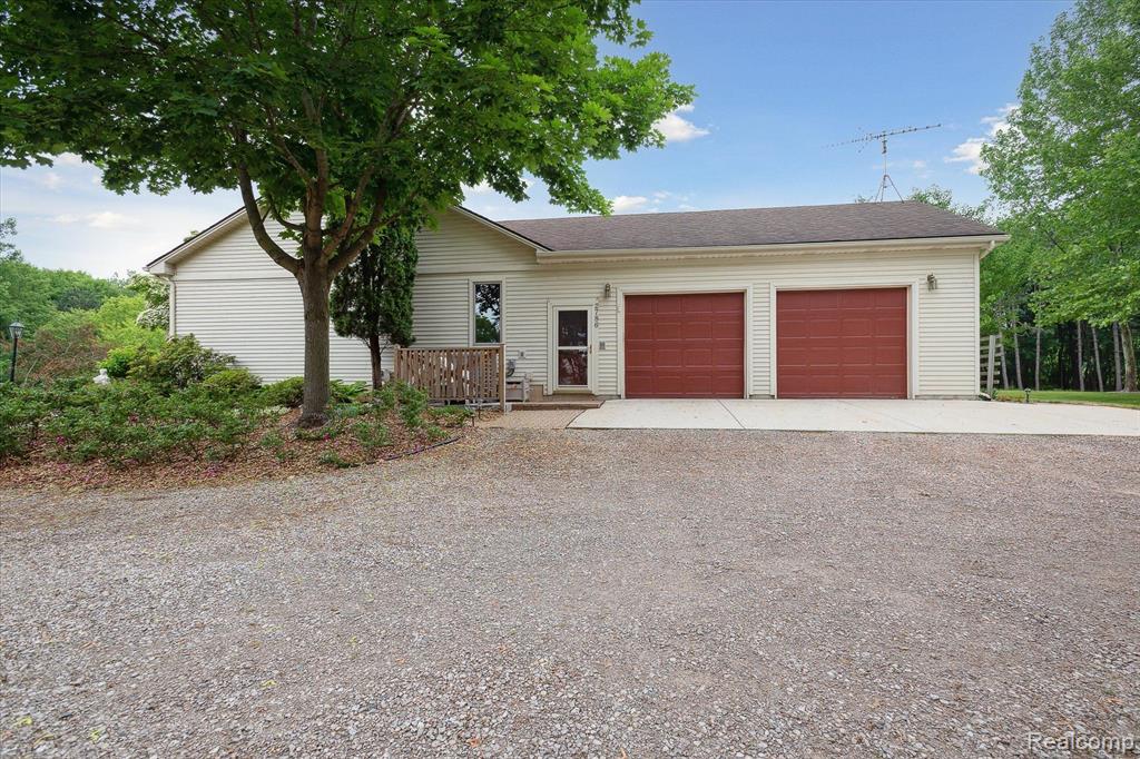 2786 Fishbeck Road Howell, MI 48843 - Photo 52 of 77