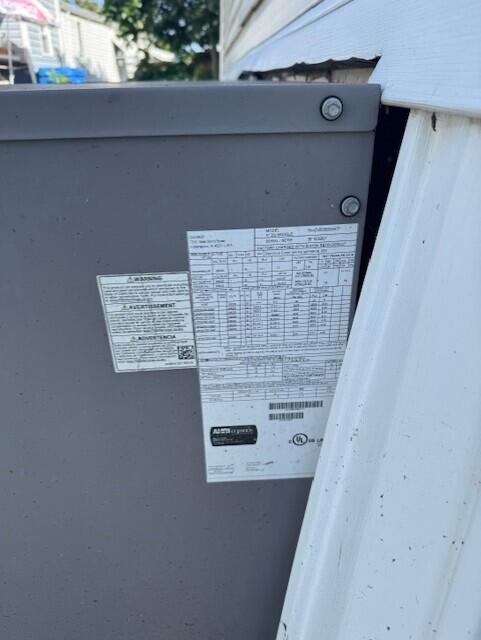 2990 Southwest 53rd Avenue Davie, FL 33314 - Photo 29 of 30 a view of water heater