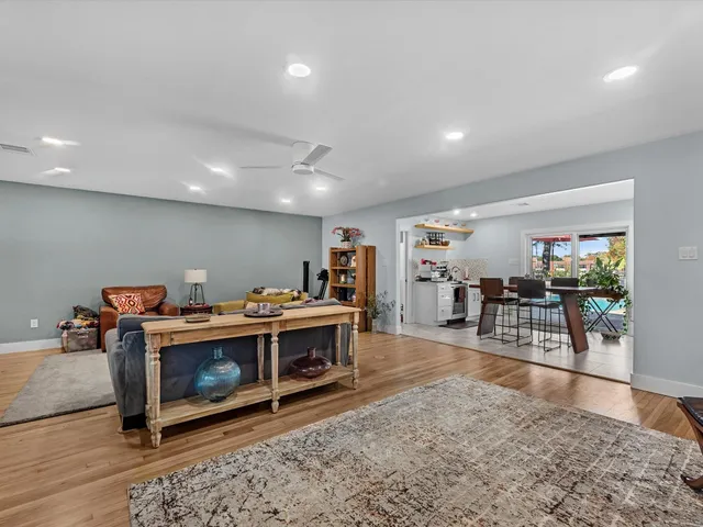 $3,500 | 712 Barbara Street, Tomball, TX 77375