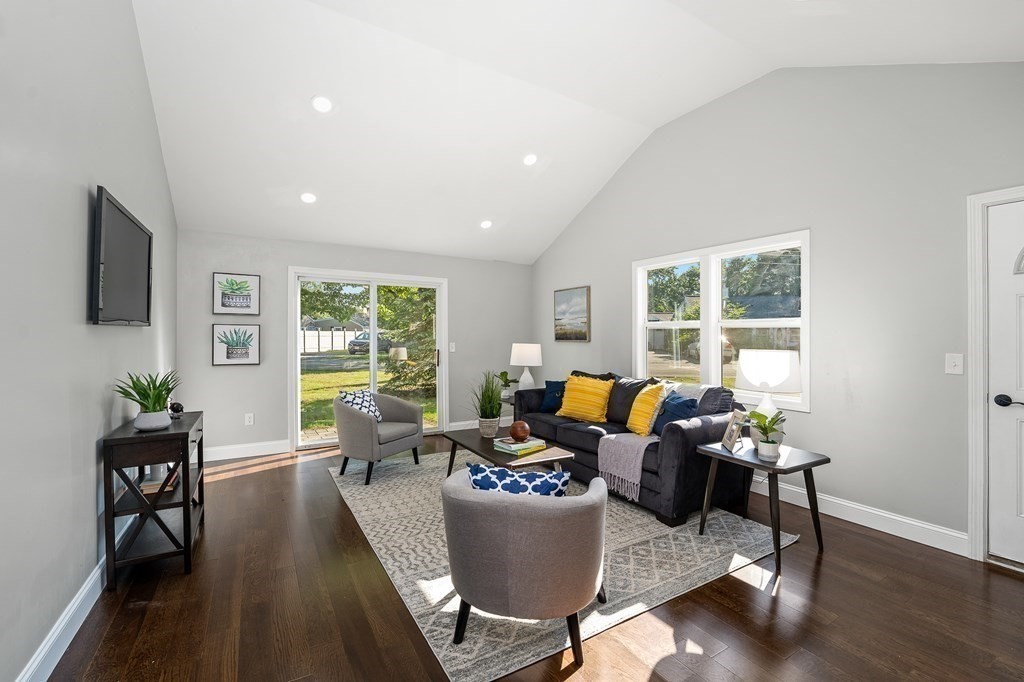 17 Steven Road Westborough, MA 01581 - Photo 18 of 40 Gallery Image 18