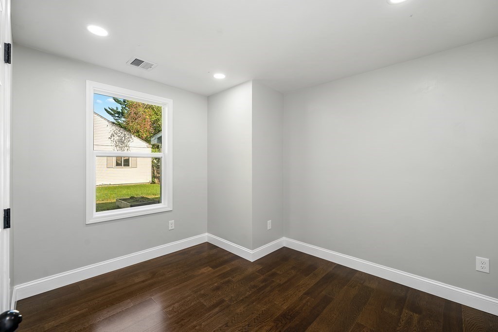 17 Steven Road Westborough, MA 01581 - Photo 31 of 40 Gallery Image 31