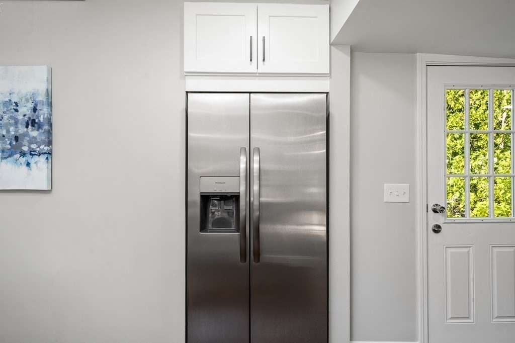 17 Steven Road Westborough, MA 01581 - Photo 10 of 40 Gallery Image 10