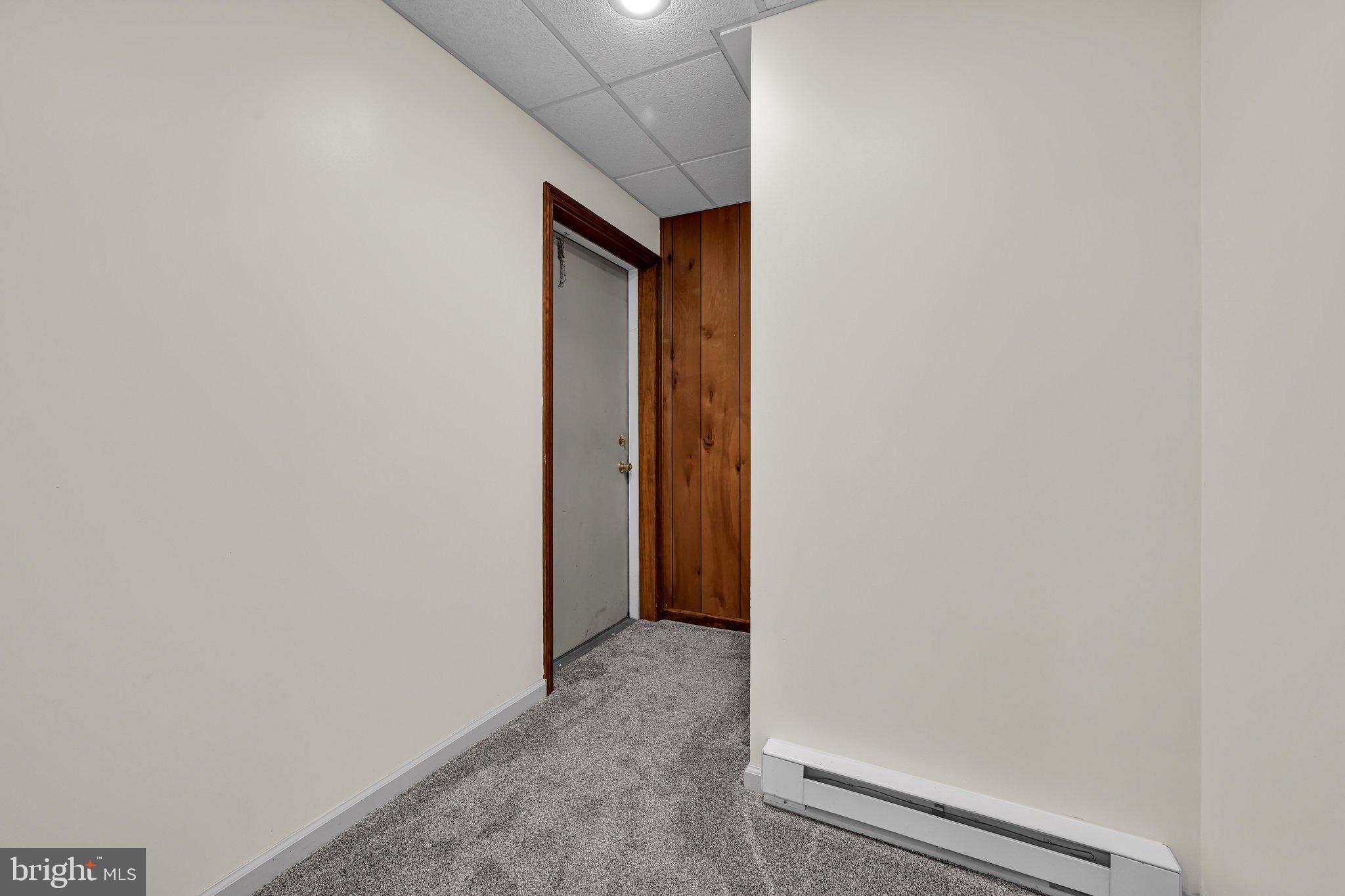 44 2 1/2 Mile Road Pine Grove, PA 17963 - Photo 8 of 28 Foyer