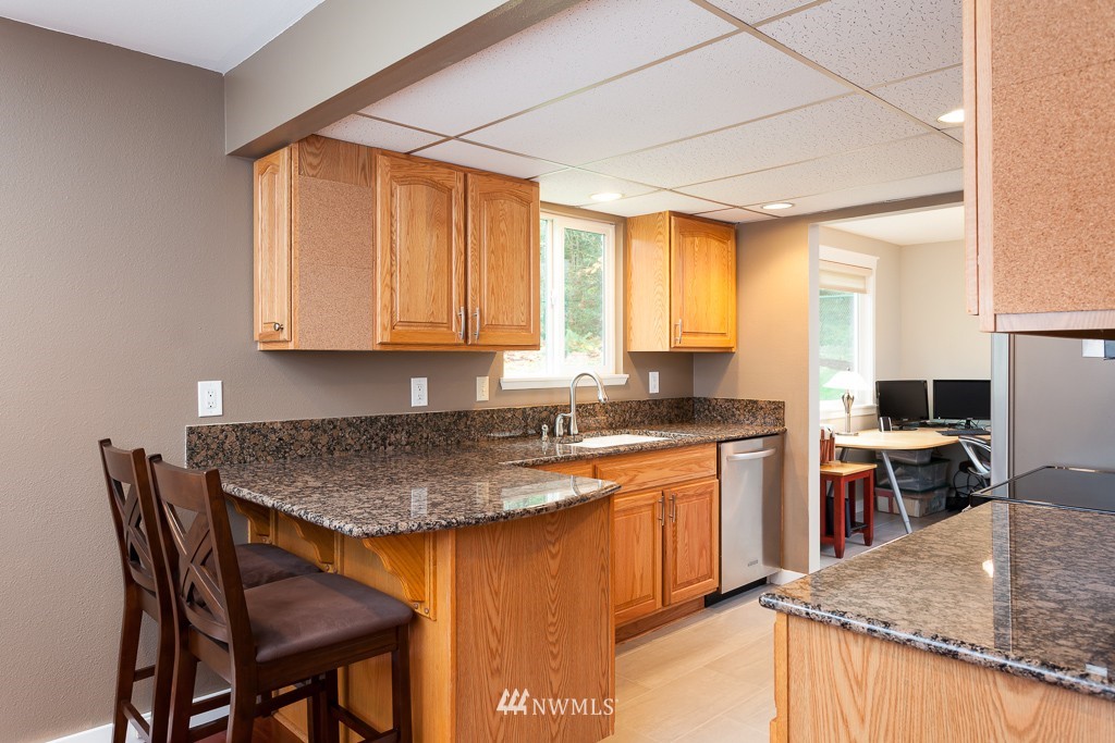 12734 Southeast 95th Place Renton, WA 98056 - Photo 4 of 16
