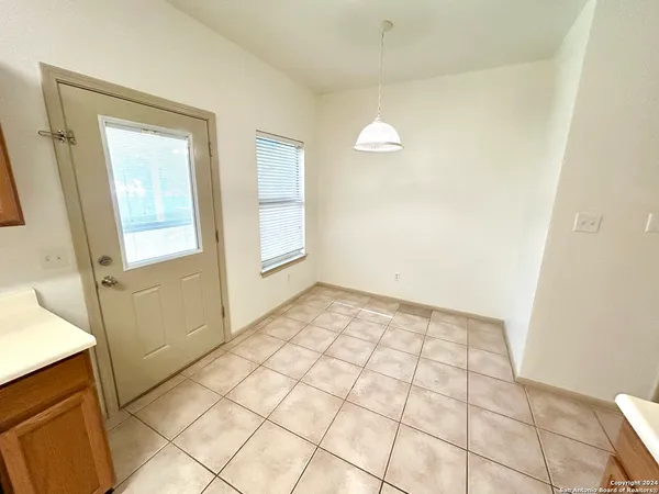 $1,785 | 4762 Aspen View, San Antonio, TX 78217