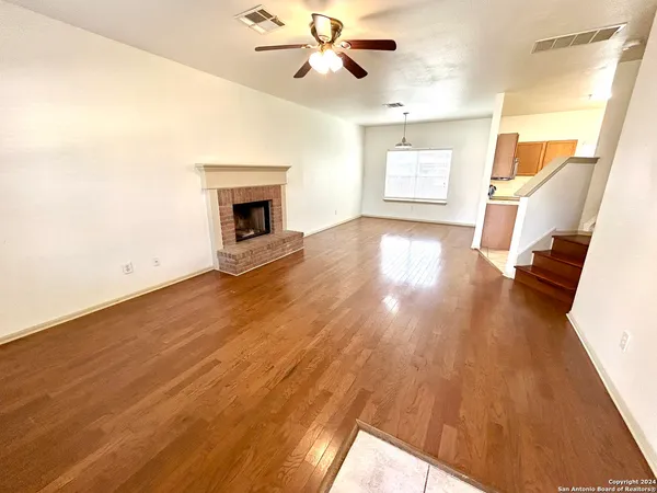 $1,785 | 4762 Aspen View, San Antonio, TX 78217