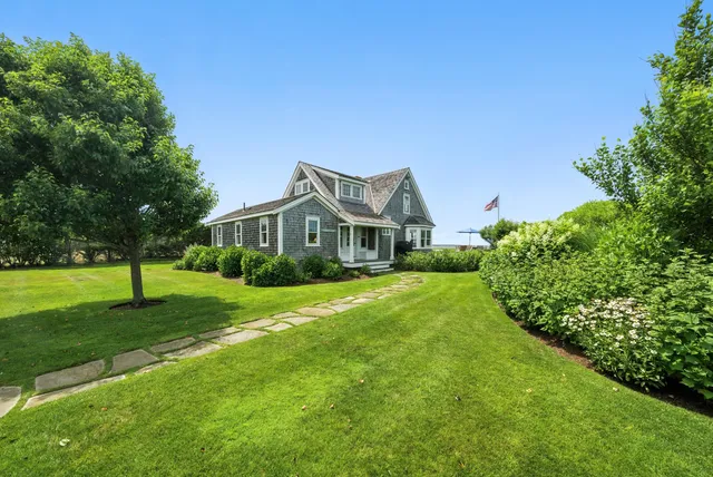 $6,950,000 | 1 Little Neck Way, Unit 1, Nantucket, MA 02554