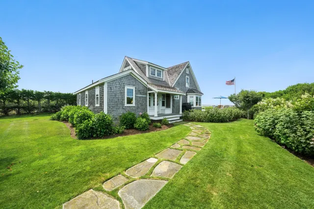 $6,950,000 | 1 Little Neck Way, Unit 1, Nantucket, MA 02554