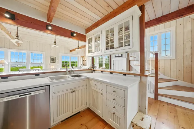 $6,950,000 | 1 Little Neck Way, Unit 1, Nantucket, MA 02554