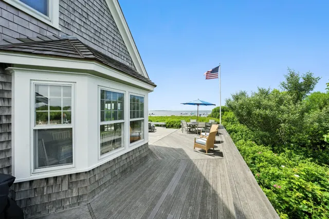 $6,950,000 | 1 Little Neck Way, Unit 1, Nantucket, MA 02554