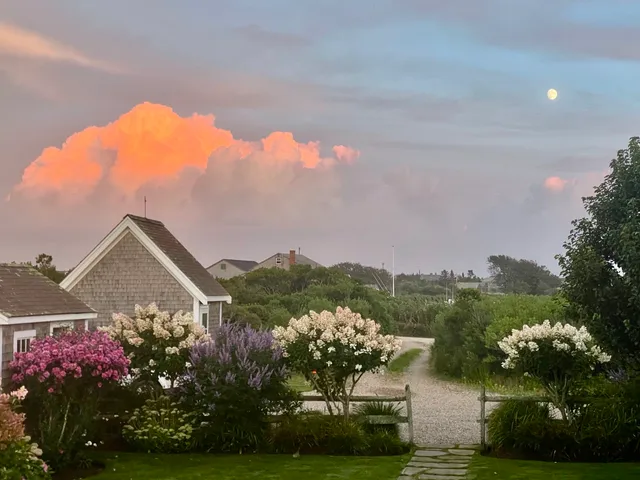 $6,950,000 | 1 Little Neck Way, Unit 1, Nantucket, MA 02554