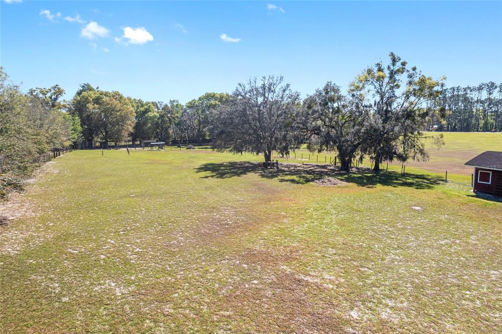 5600 Southeast 39th Street Trenton, FL 32693 - Photo 69 of 73 a view of an ocean and a yard