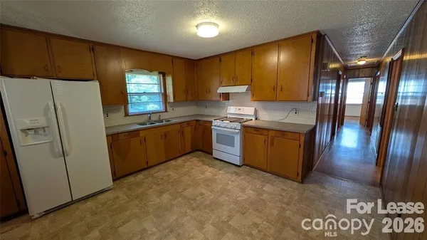 $2,100 | 534 Westside Terrace, Davidson, NC 28036