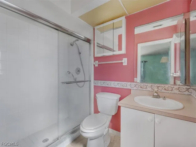 $245,000 | 2206 Southeast 8th Place, Cape Coral, FL 33990