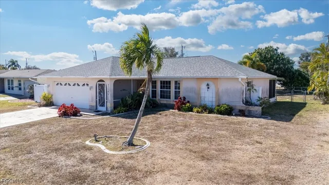 $245,000 | 2206 Southeast 8th Place, Cape Coral, FL 33990