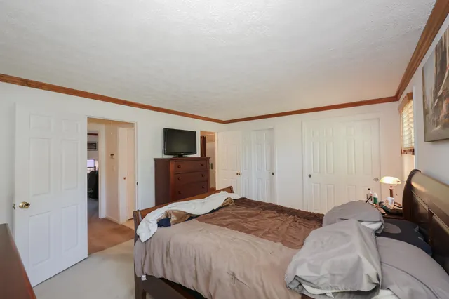 $369,000 | 267 Winding Pond Road, Londonderry, NH 03053