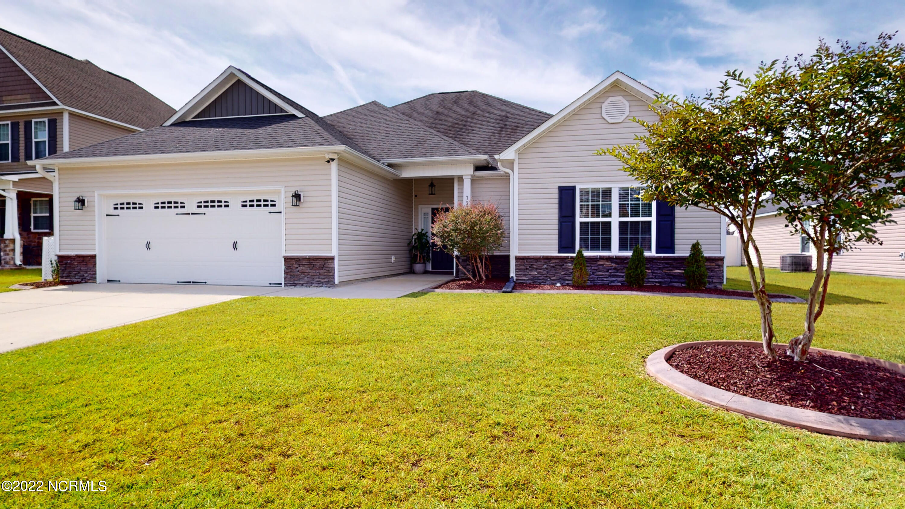 320 Merin Height Road Jacksonville, NC 28546 - Photo 2 of 34 320-Merin-Height-09012022_144607