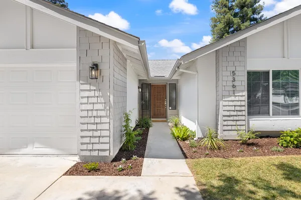 $388,000 | 5361 North El Sol Avenue, Fresno, CA 93722