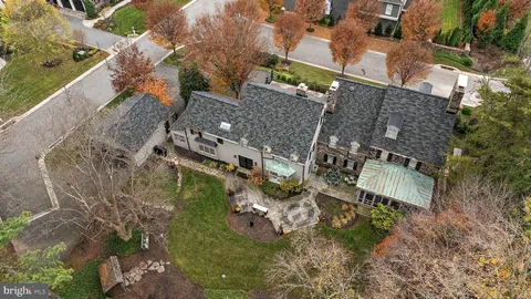 $1,950,000 | 302 Stone Brook Drive, Wilmington, DE 19807