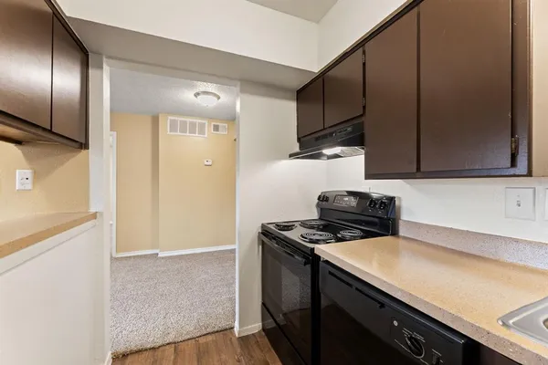 $1,035 | 2515 Altamesa Boulevard, Fort Worth, TX 76133