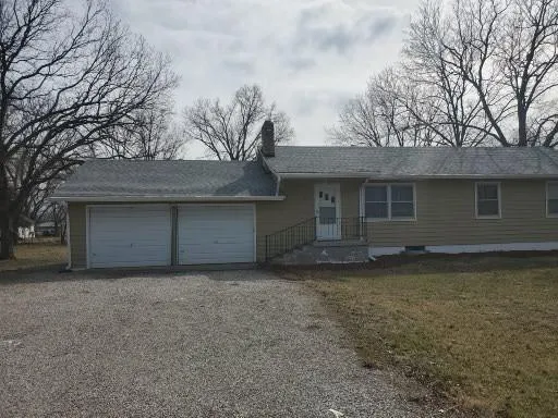 $205,000 | 601 East Swan Street, Lacygne, KS 66040
