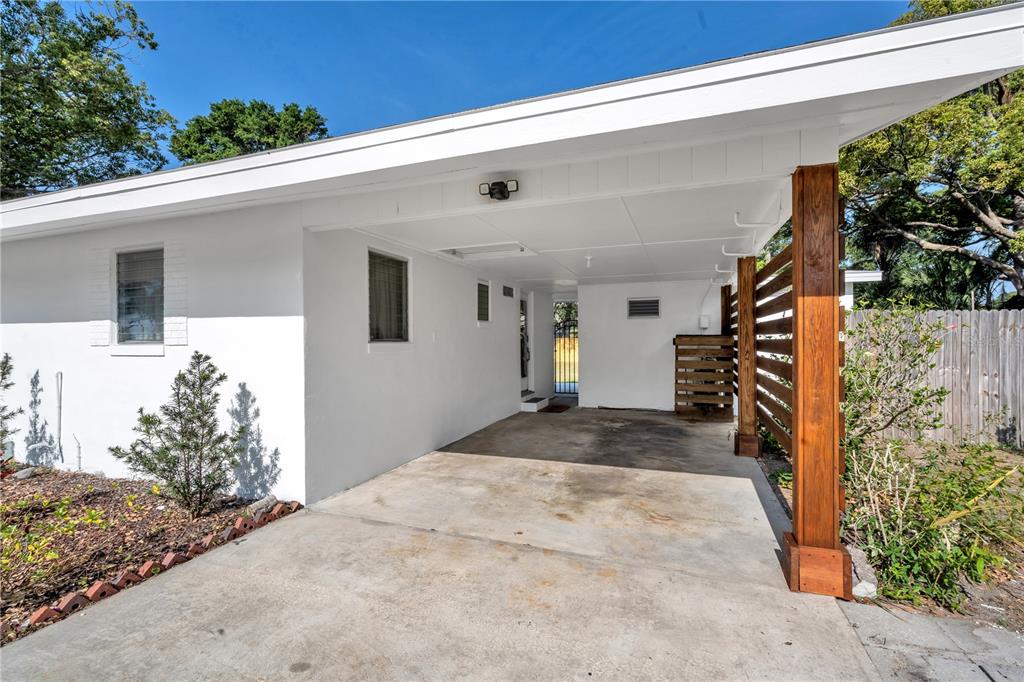 1966 Trotter Road Largo, FL 33774 - Photo 4 of 38 Gallery Image 4